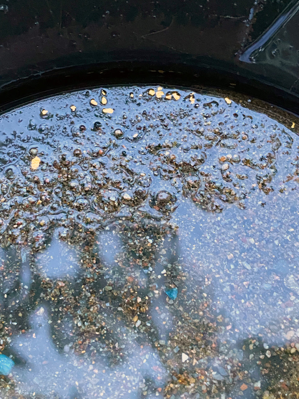 ©Andy K's K-Dirt Gemstone and Gold Paydirt 1/2 lb With Guaranteed Gold